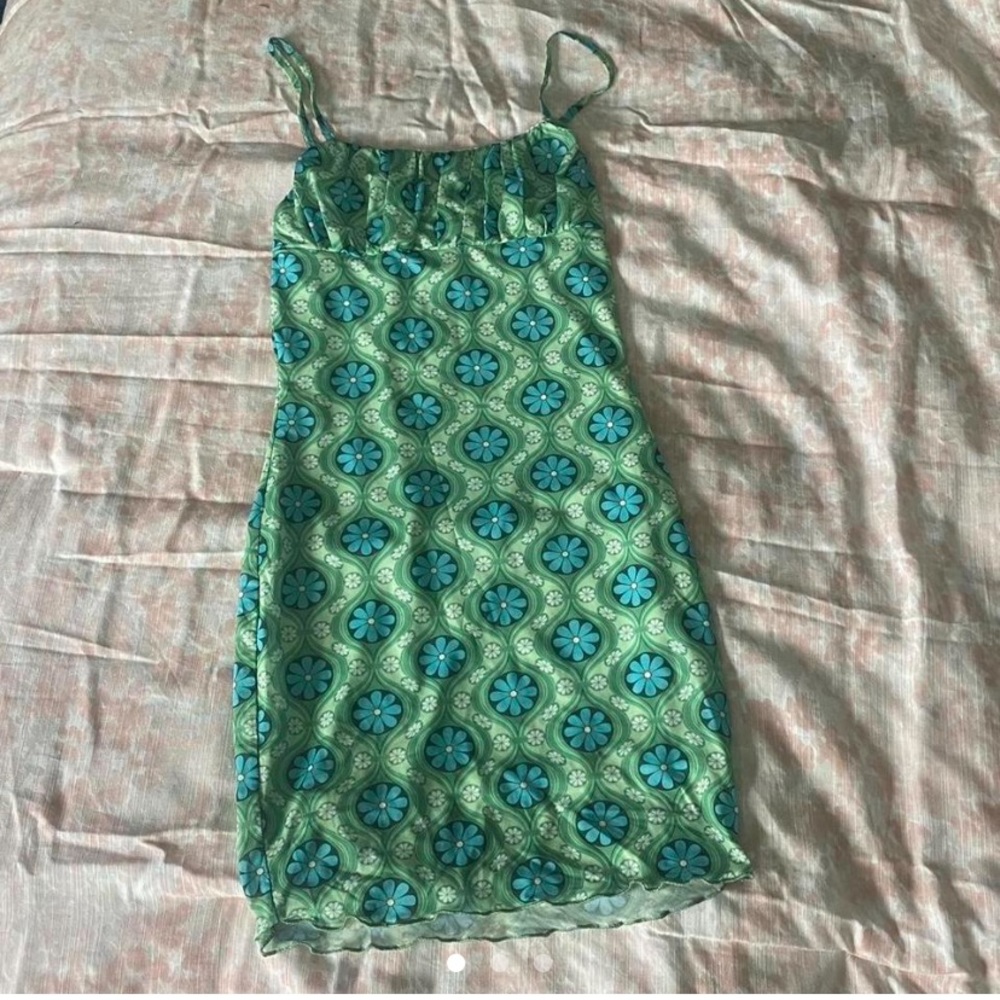 Green dress perfection condition size medium